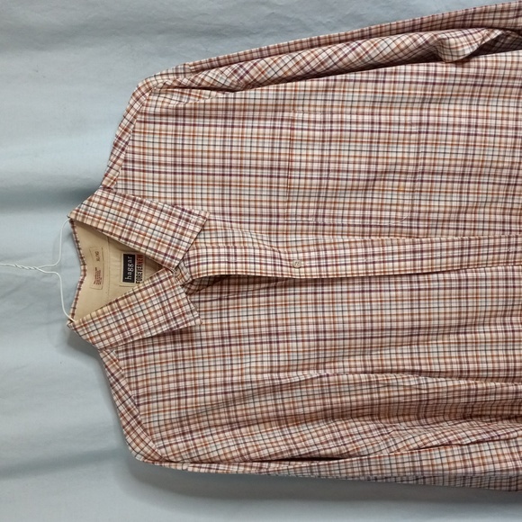 Haggar XL Plaid Long Sleeve Button Front Shirt Mens - Picture 2 of 13